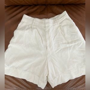 Abercrombie Ultra High Rise Linen-Blend Tailored Short
